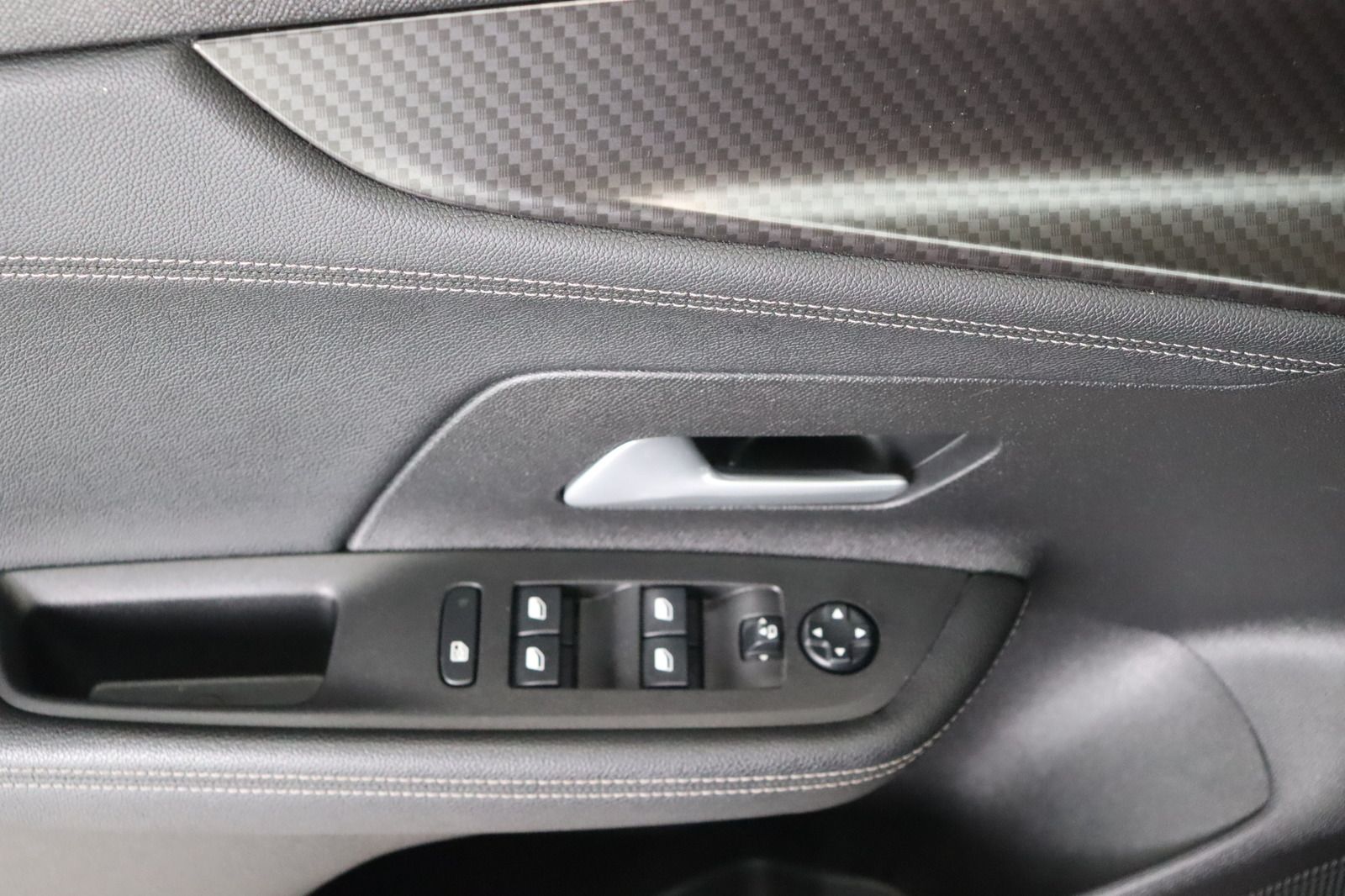 Fahrzeugabbildung Opel Mokka * RFK * LED * Sitzhg. * AHK