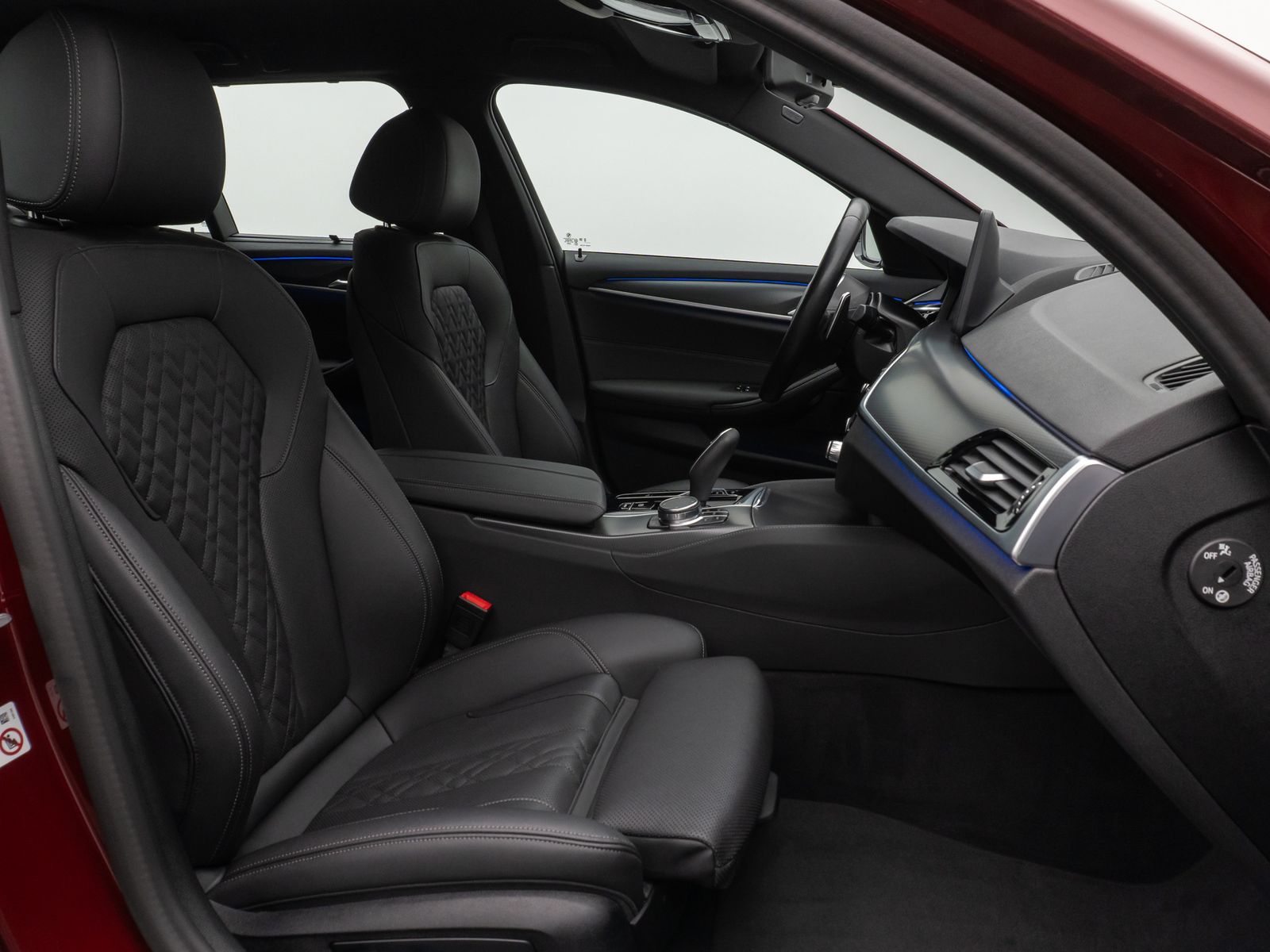 Fahrzeugabbildung BMW 520d xD M Sport Kamera HUD DAB Alarm Individual