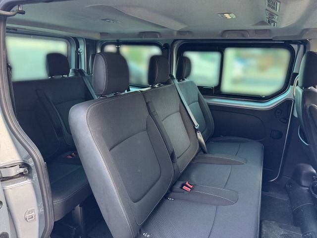 Fahrzeugabbildung Nissan Primastar Kombi9 L1H1 2,8t dci170 DCT TEKNA 2ST