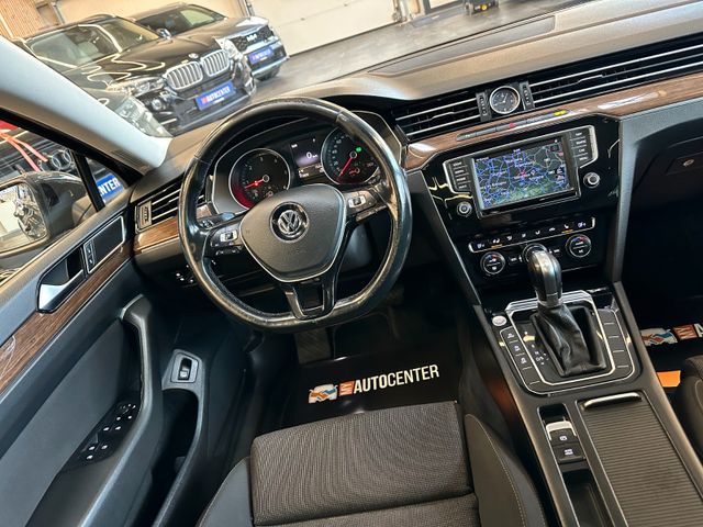 Volkswagen Passat *AHK*SZHZ*PANO*ACC*NAVI*