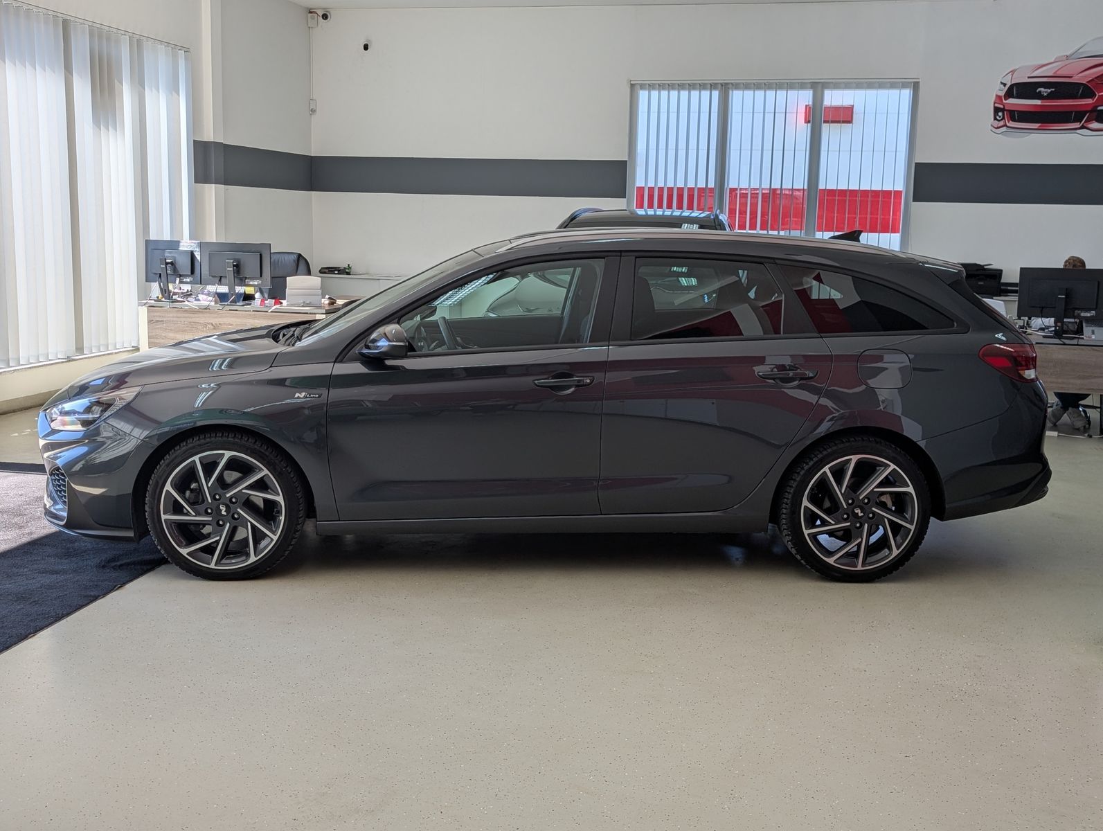 Fahrzeugabbildung Hyundai i30 N Line Mild-Hybrid KAM TEMP LED PANO CARPLAY