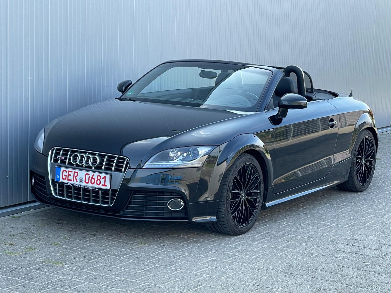 Audi TTS 2.0 TFSI  Roadster quattro / Xenon