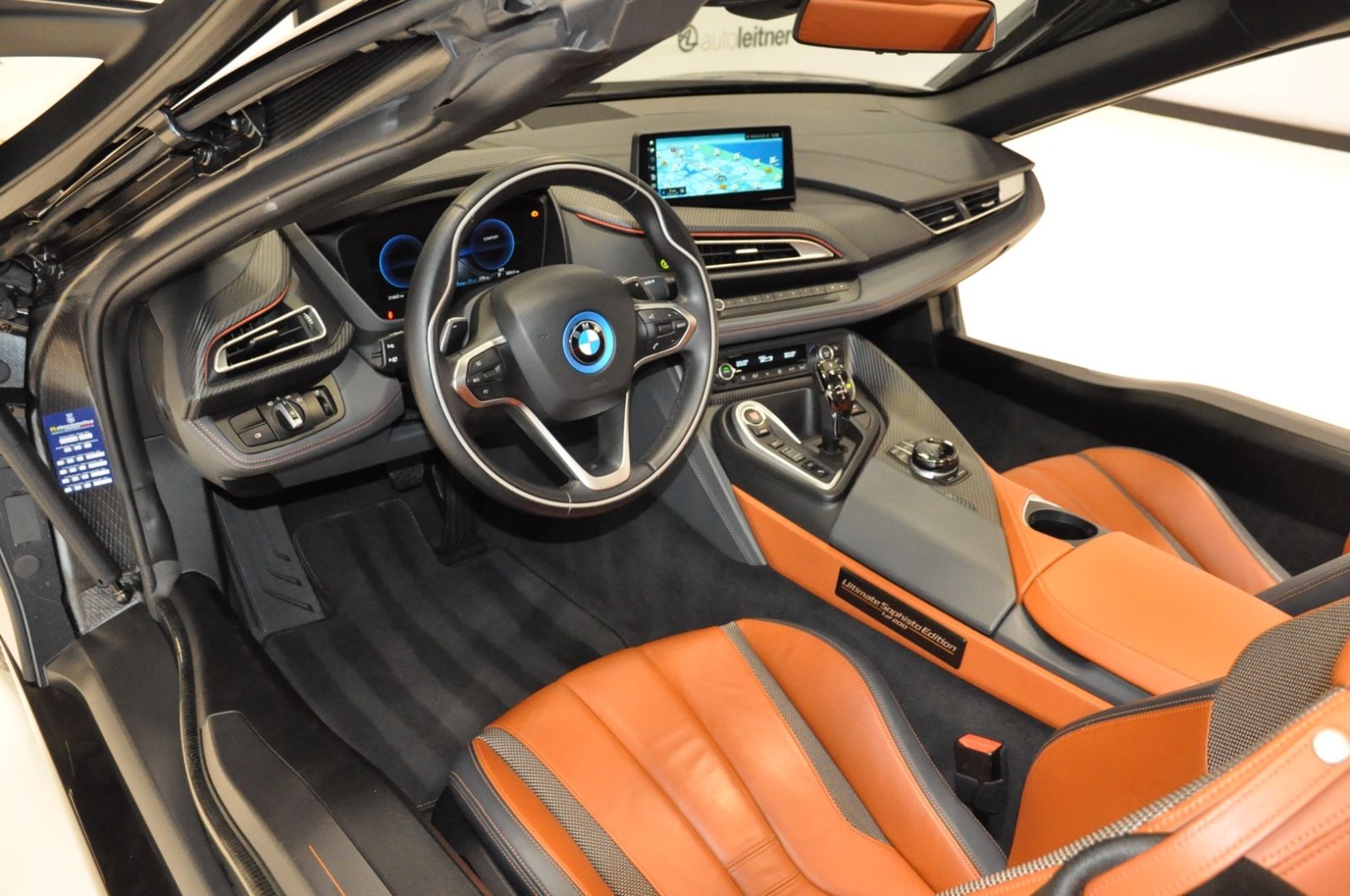 BMW i8 Roadster Ultimate Sophisto Edition imagem 2