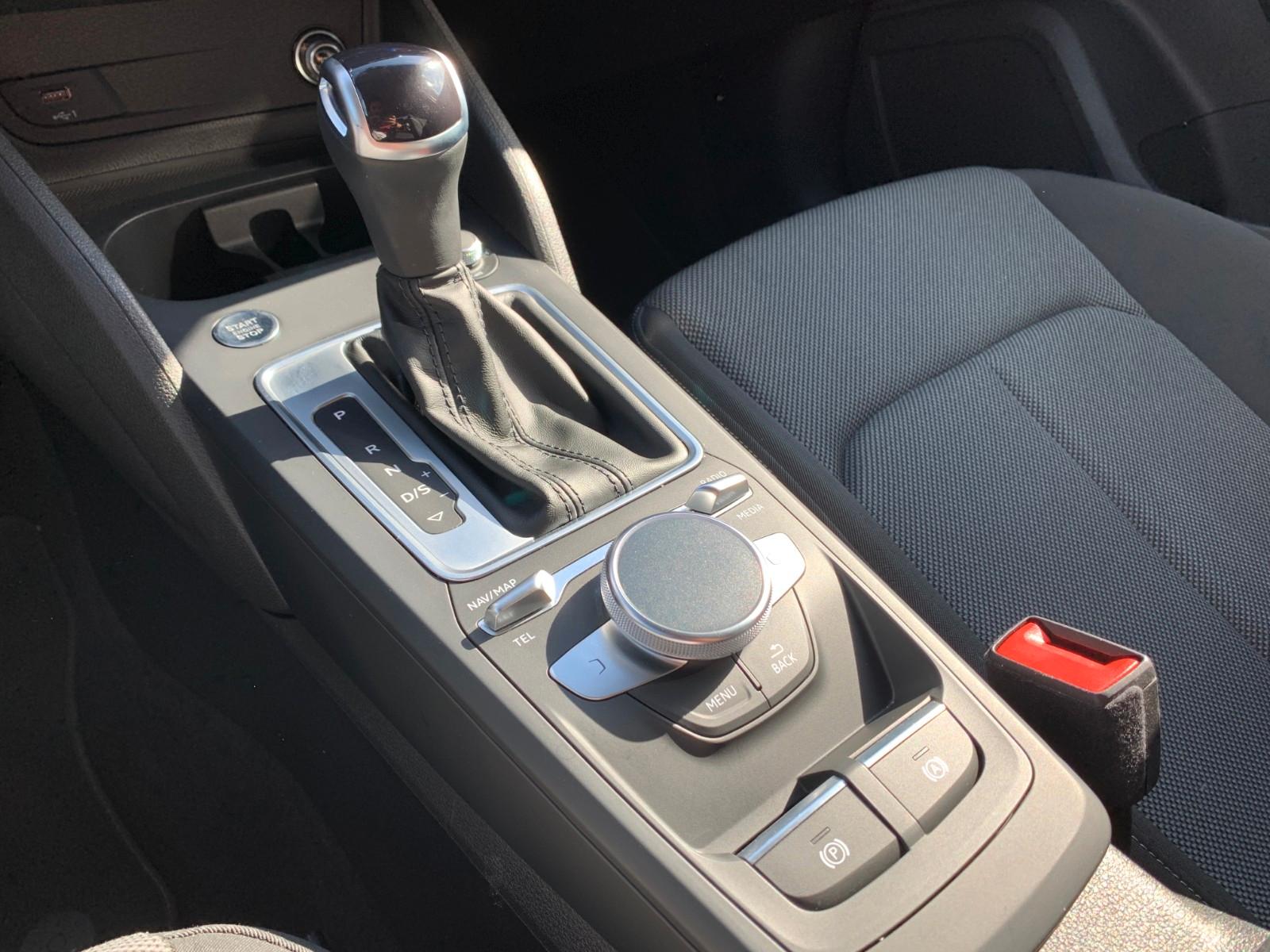Audi Q2 35TFSI S-line MATRIX+Kamera+elek.Klappe+ACC, миниатюра 14