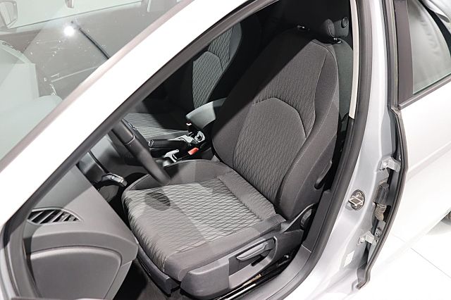 Leon 1.4 TSI Style 125 PS PDC NAVI SHZ BT ZV
