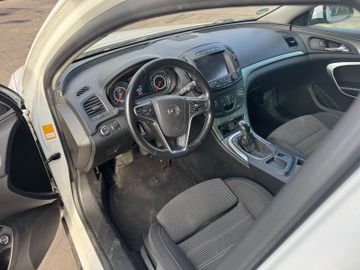 Opel Insignia - 10