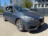 BMW 220i Active Tourer Steptr. 1.Hd·31tkm·Pano·PDC - BMW 220 Active Tourer in Frankfurt (Main)