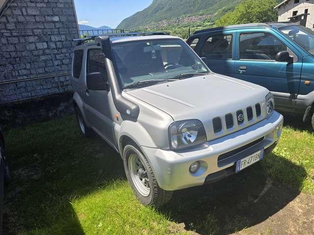 Suzuki Jimny 2004 — interior