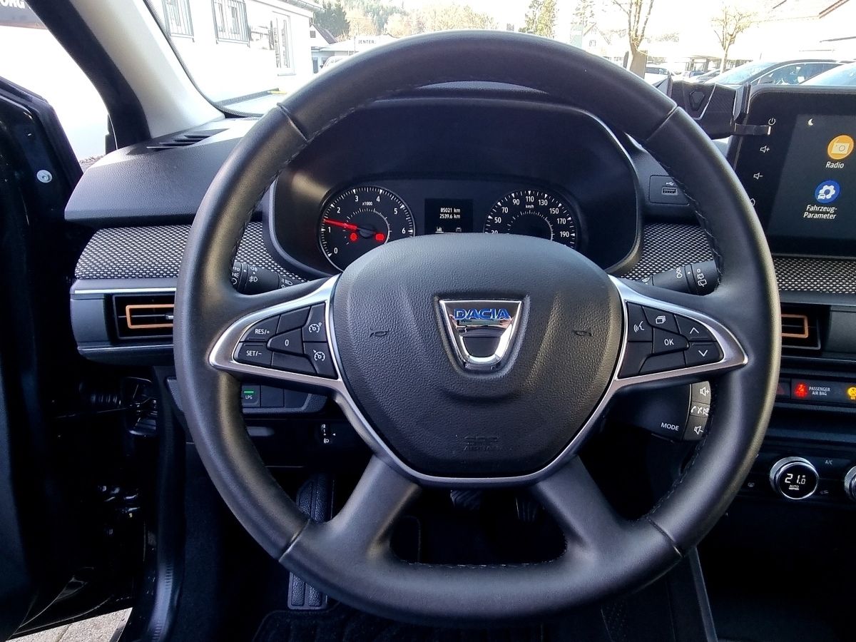 Fahrzeugabbildung Dacia Sandero Stepway Comfort TCE 100 ECO-G