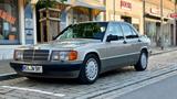 Mercedes-Benz 190E 2.6 W201; besondere Ausstatt. - Mercedes-Benz 190 mit Benzin-Antrieb: Limousine, mit Klimaanlage, 2.6