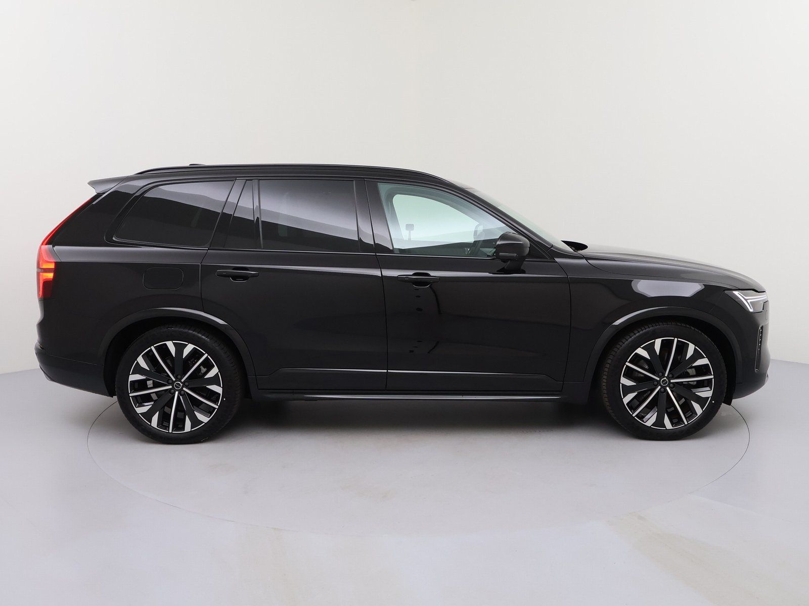Volvo XC90 T8 Ultra Dark Plug-In Hybrid AWD MATRIX-LED foto 4