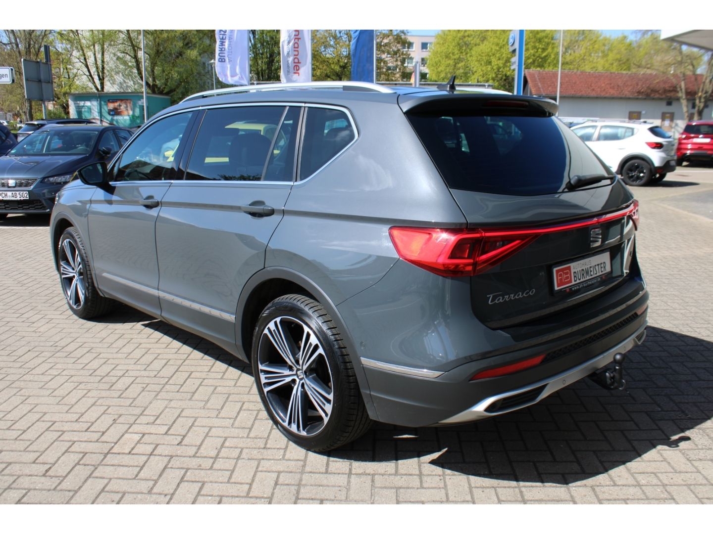 Fahrzeugabbildung SEAT Tarraco Xcellence 4Drive Pano LED ACC AHK StHZg