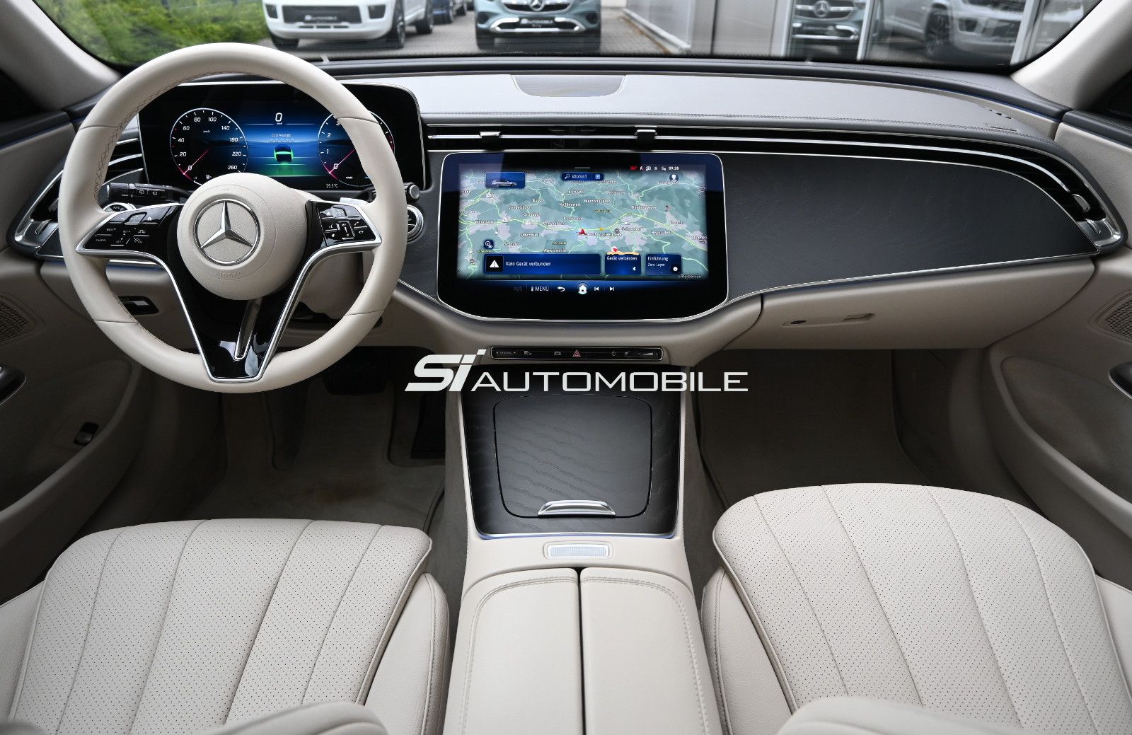Fahrzeugabbildung Mercedes-Benz E 200 T Avantgarde Adv. °ACC°AHK°PANORAMA°8-FACH