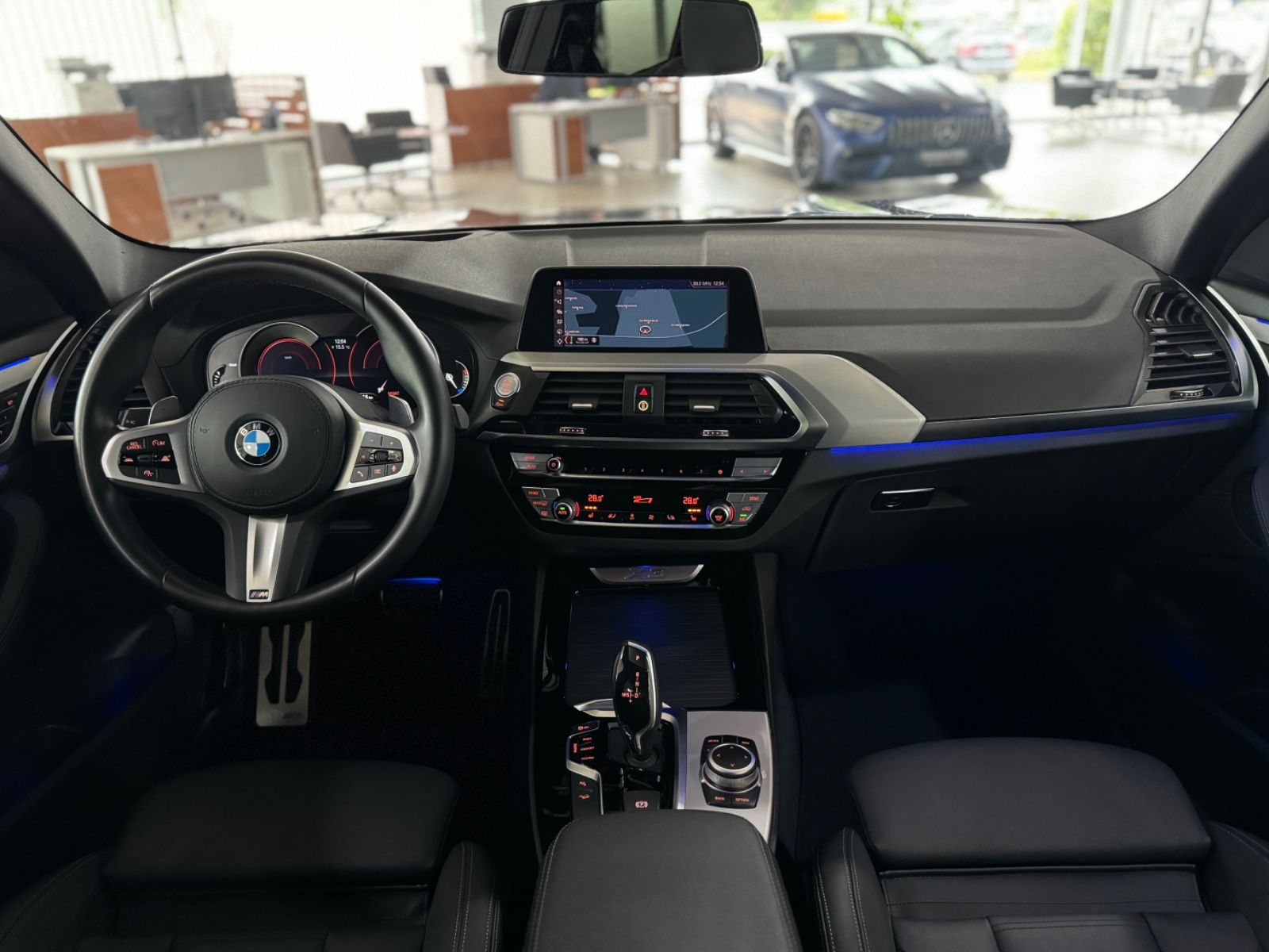 Fahrzeugabbildung BMW X3 xD30d M Sport Memory ACC Kamera HUD 20 Zoll