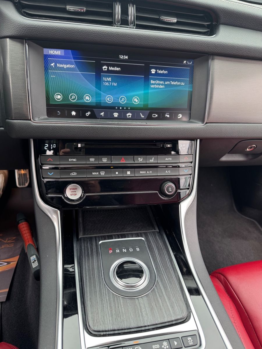 Fahrzeugabbildung Jaguar XF Sportbrake S