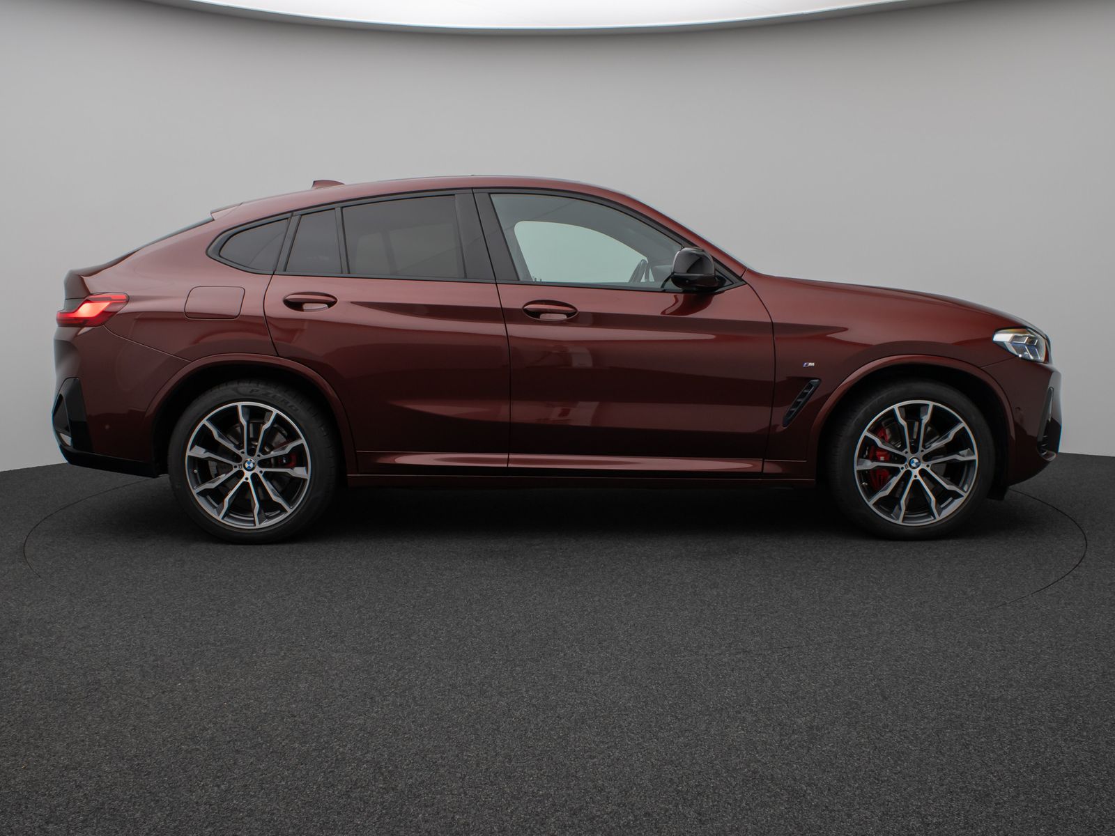 Fahrzeugabbildung BMW X4 M40d 360° Laser DAB Panorama HUD Komfort HiFi