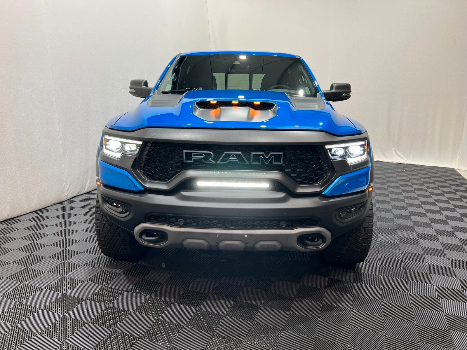 Fahrzeugabbildung Dodge RAM 1500 TRX  6.2  V8 Supercharged