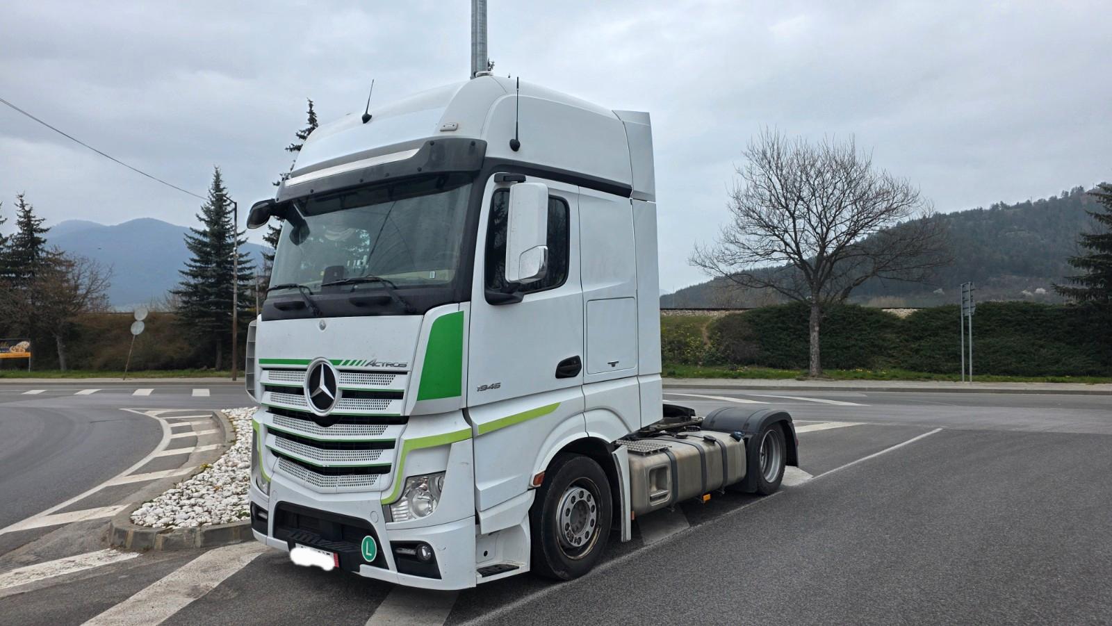 Mercedes-Benz ACTROS 18 45  EURO 6 MEGA