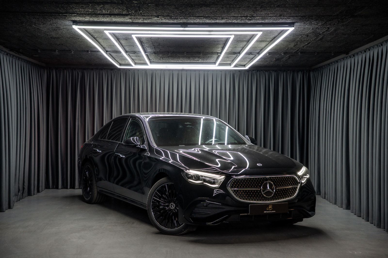 Fahrzeugabbildung Mercedes-Benz E 200 AMG MY26*Premium Plus*Superscreen*Keyless*