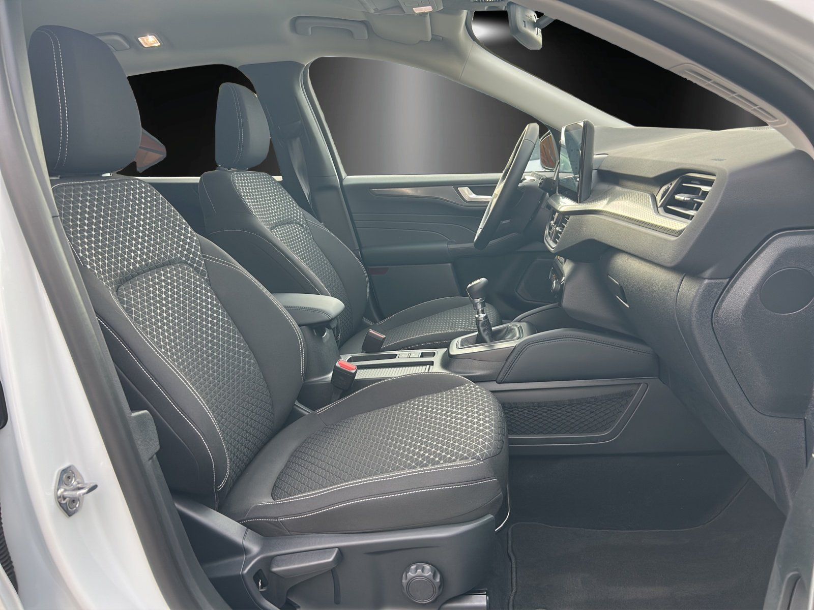 Fahrzeugabbildung Ford Kuga Titanium Winter Pak. Navi Digitales Cockpit