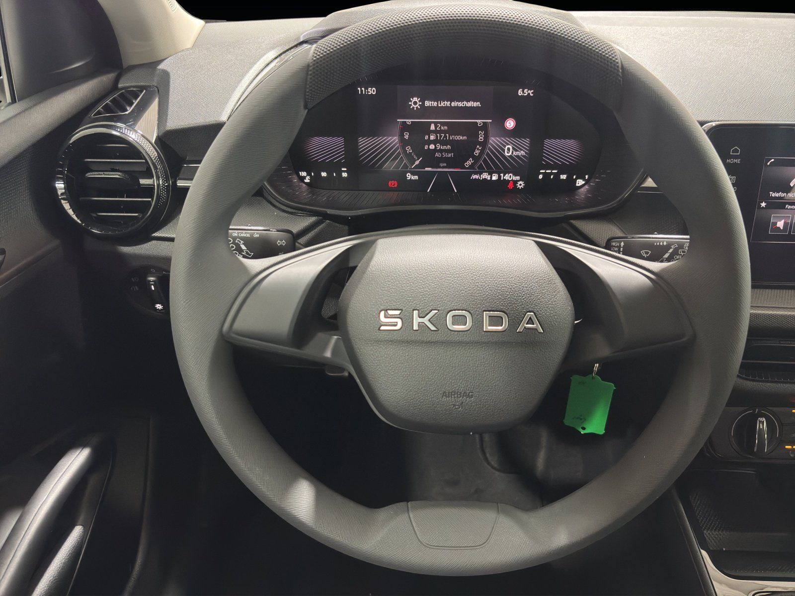 Fahrzeugabbildung SKODA Fabia Essence 1,0 TSI 70 kW