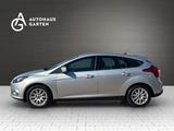 Ford Focus Lim. 1.6 Titanium 1.Hand Navi SHZ PDC - Ford Focus aus 2011: 1.6