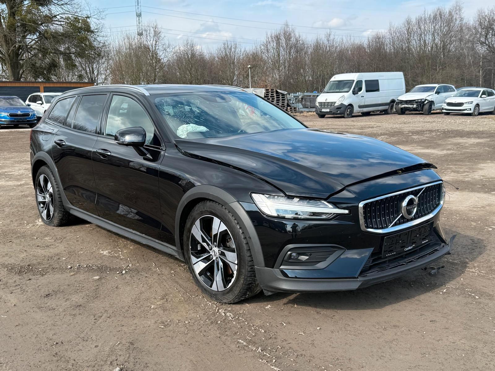 Volvo V60 Cross Country D4 AWD Geartronic Pro