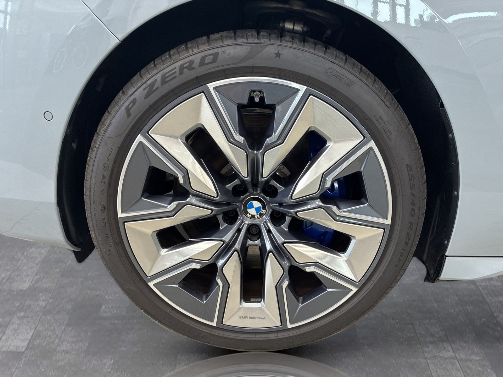 BMW i7 xDrive60 Limousine M Sport Massage AHK Alarm foto 5