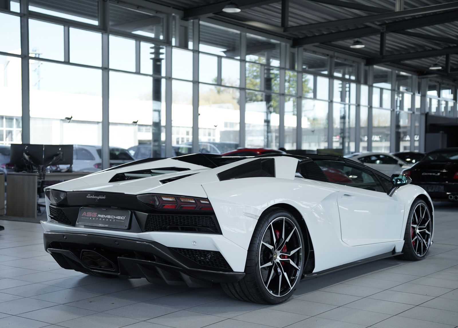 Lamborghini Aventador
