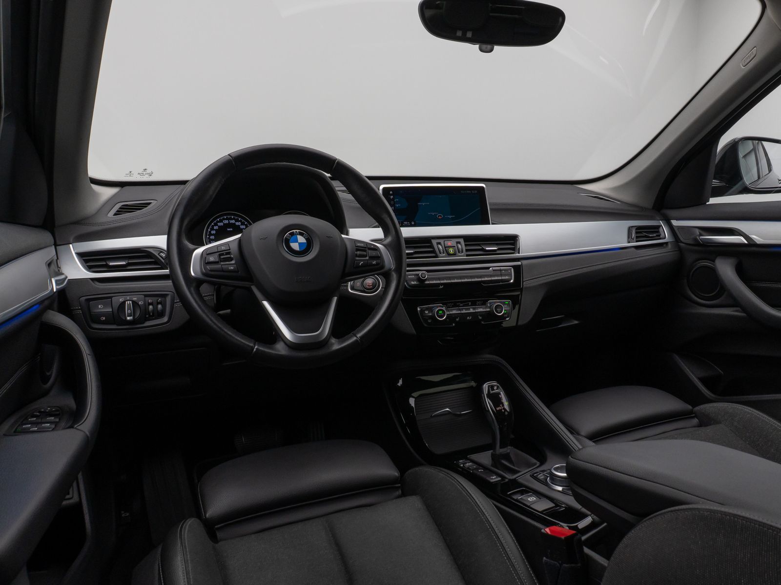 Fahrzeugabbildung BMW X1 xD18d SportLine Kamera DAB HiFi Komfort Alarm