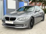BMW 325i Coupe Aut. xDrive BiXenon/Leder/NaviKeyless - Autos in München: Sportwagen