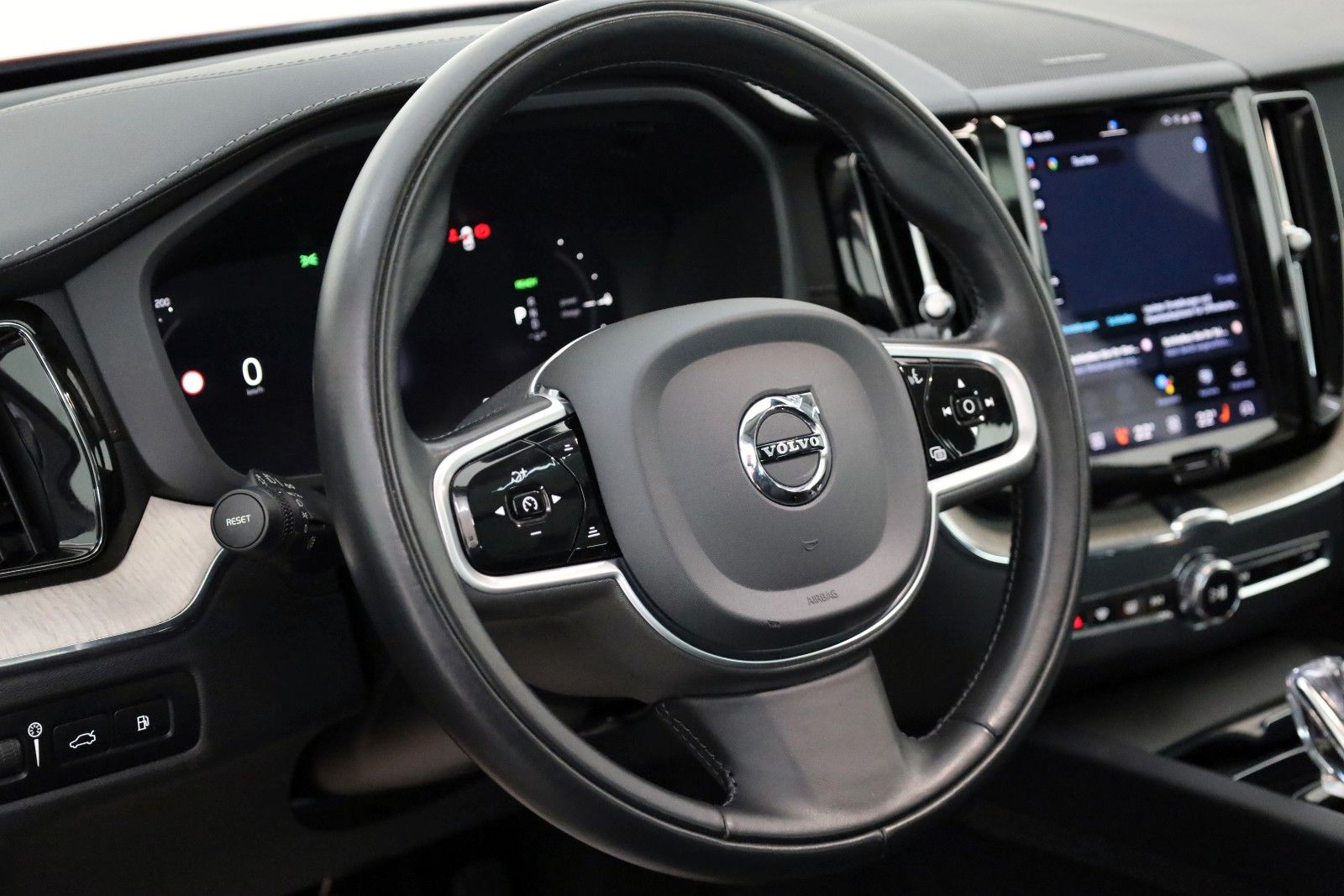 Fahrzeugabbildung Volvo XC60 Plus Bright T6 AWD,Leder,Navi,LED,SH,Panora