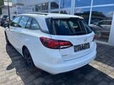 Opel Astra K Sports Tourer Edition Start/Stop - Opel Astra: Weiß, Sports Tourer