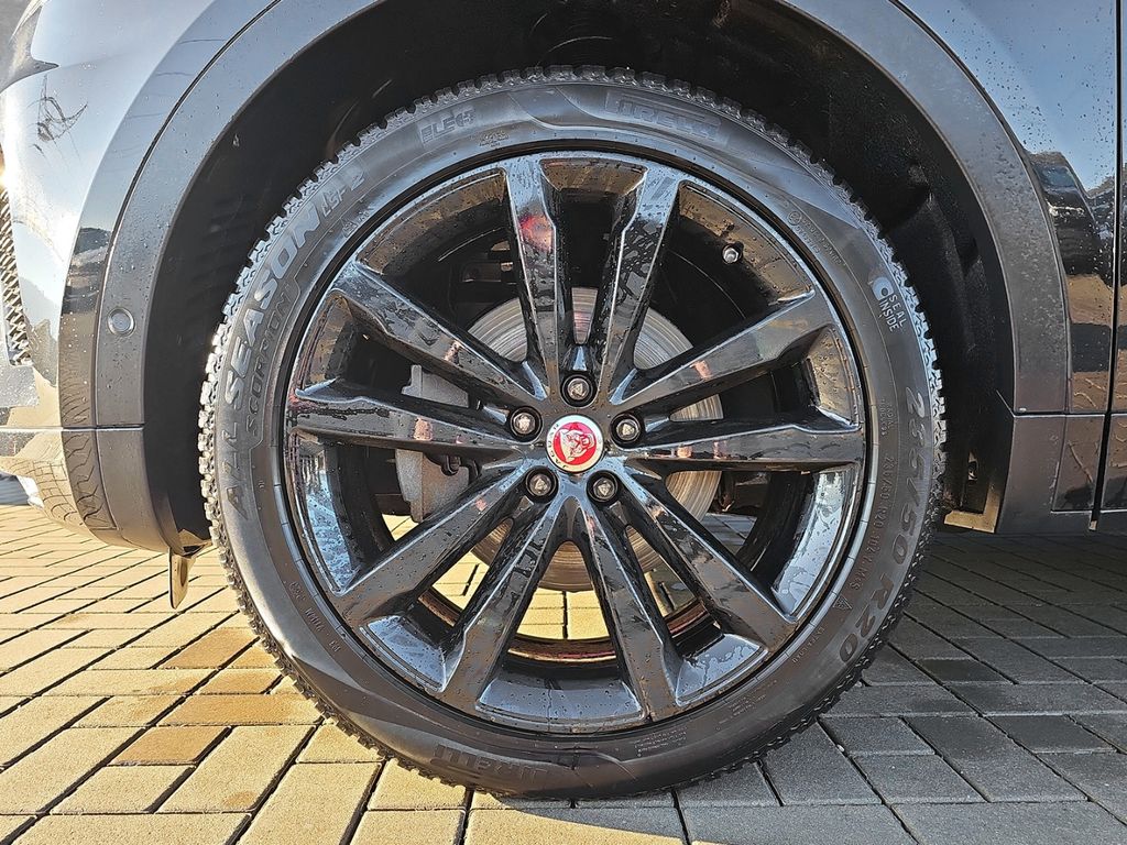 Jaguar E-Pace D180 R-Dynamic SE