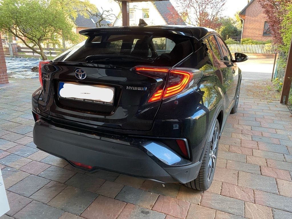Image of Toyota C-HR