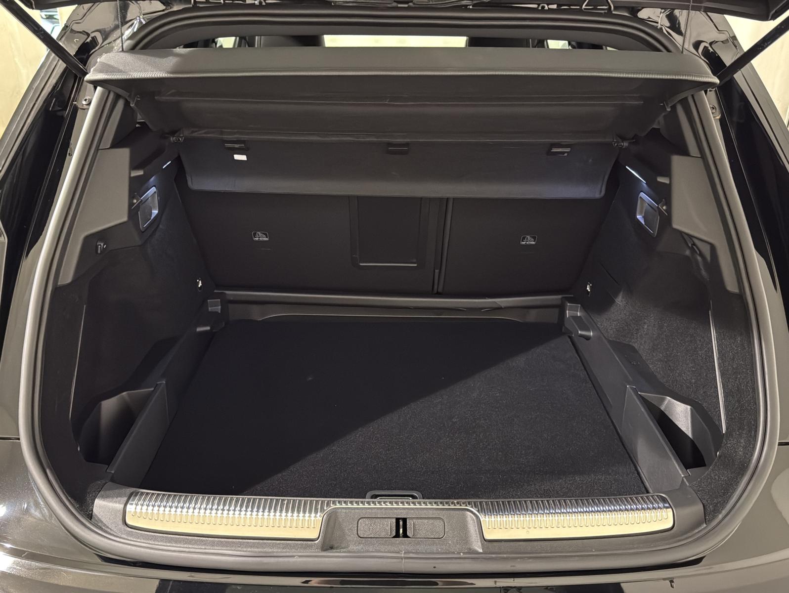 DS Automobiles DS7 Crossback Perfor. Autom. |PDC |360° |KEYLESS