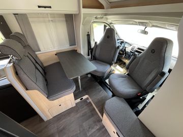 Sunlight Adventure T 67S TV-Paket Heizung Combi 6E