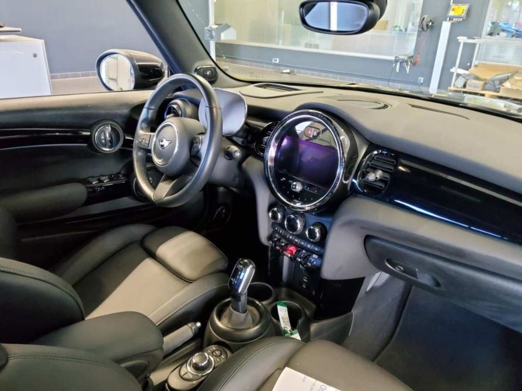 MINI Cooper Cabrio 2023