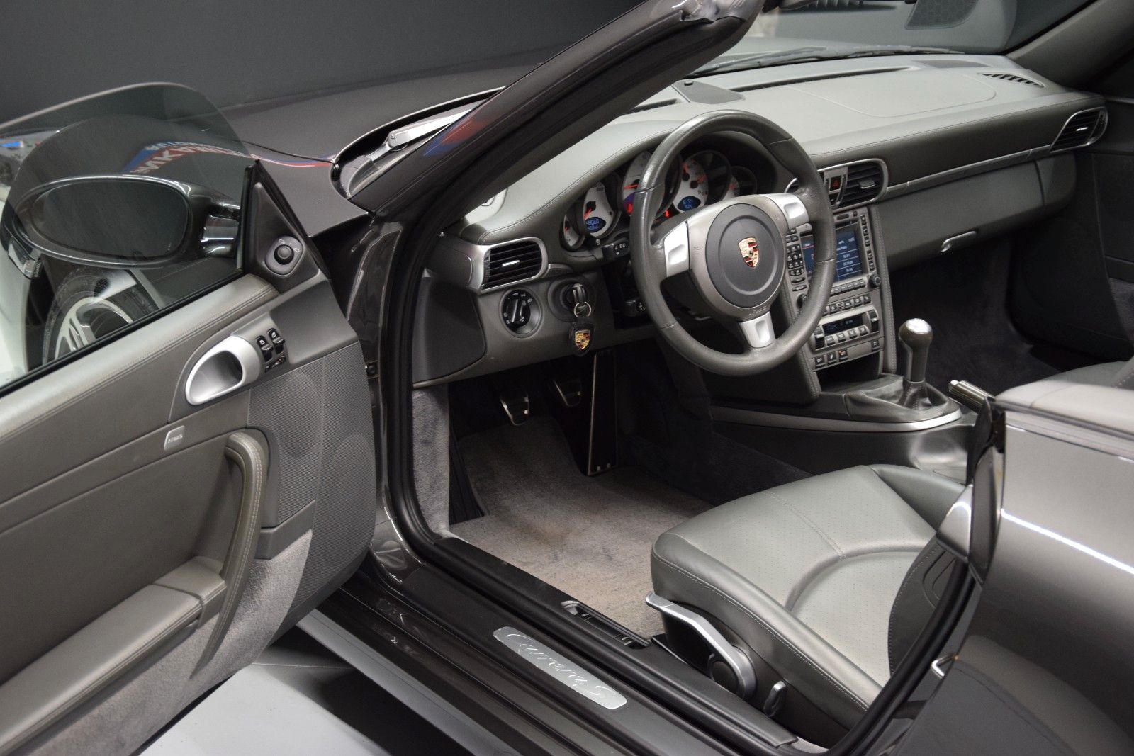 Fahrzeugabbildung Porsche 997 S SportAGA. Navi Vollleder  1A. Zustand