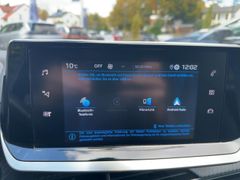 Foto Nummer 16: PEUGEOT 208