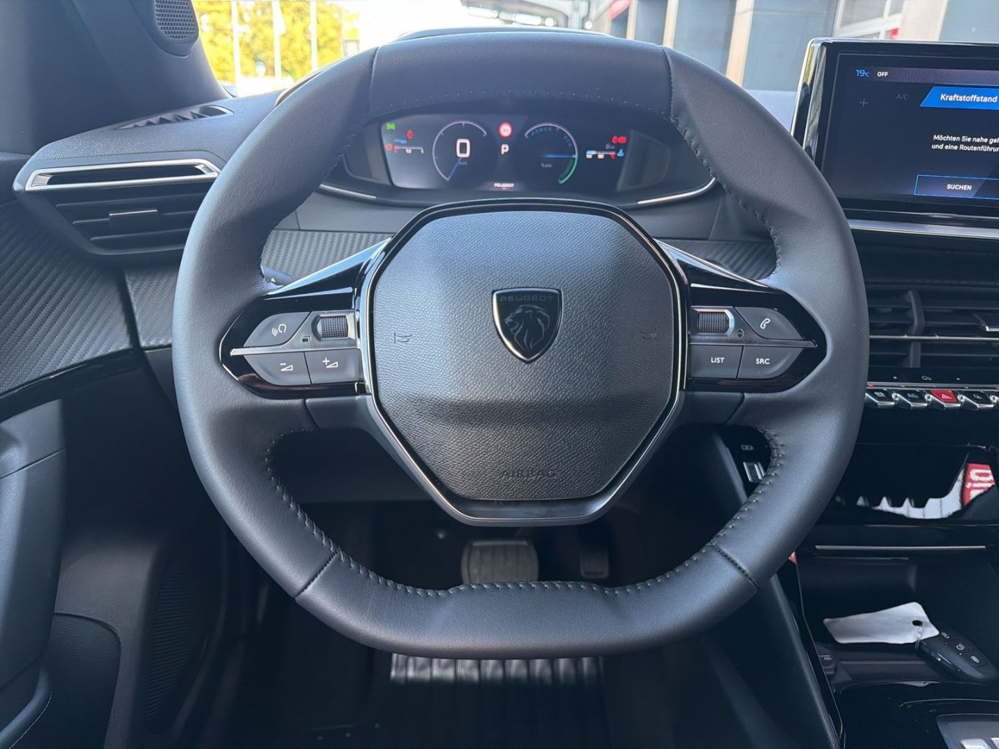 Peugeot 2008 - Bild 12