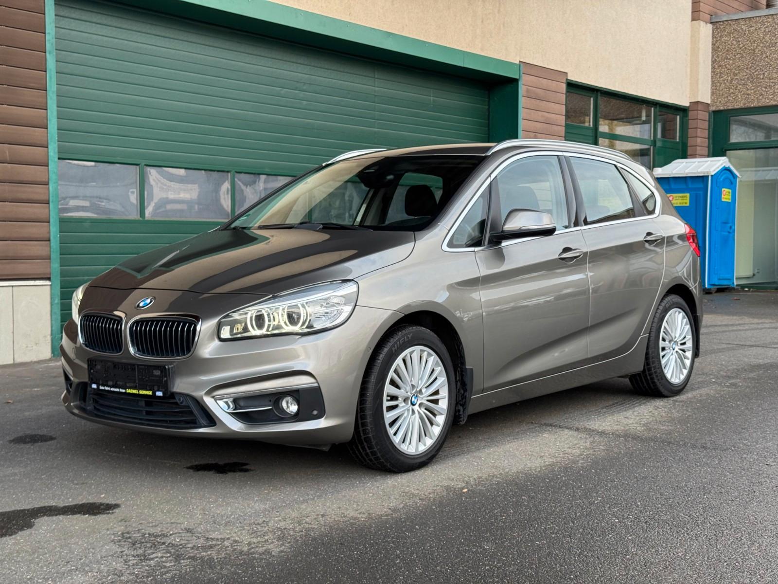 BMW 218d Active Tourer Luxury Line LED*HIFI*SHZ*Navi