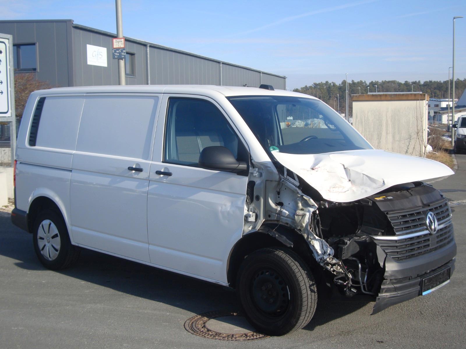 Volkswagen T6 T6.1 Transporter 2.0TDI*DSG*KR*ACC*NAV*1.Hd