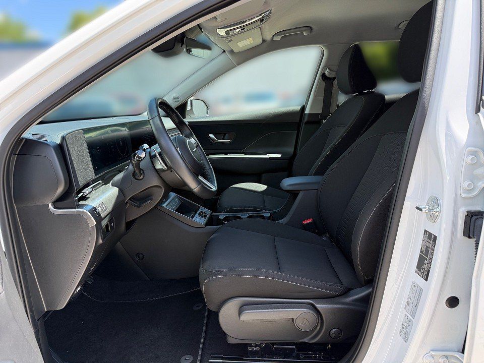 Fahrzeugabbildung Hyundai KONA EV 65kWh TREND SOH99%-AVILOO GARANTIE ASS-P