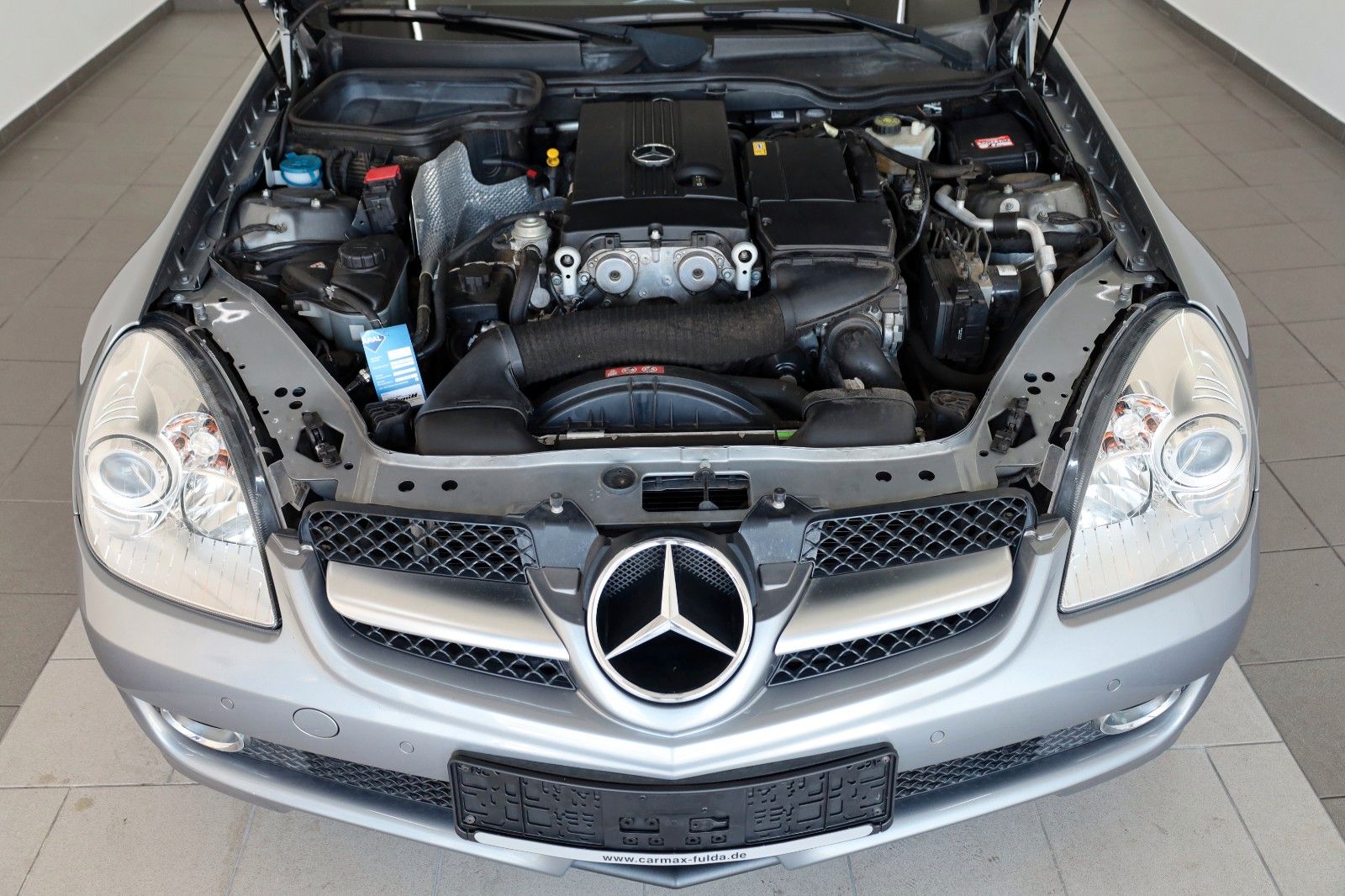 Fahrzeugabbildung Mercedes-Benz SLK 200 Kompressor Roadster Leder,Navi,Airscarf