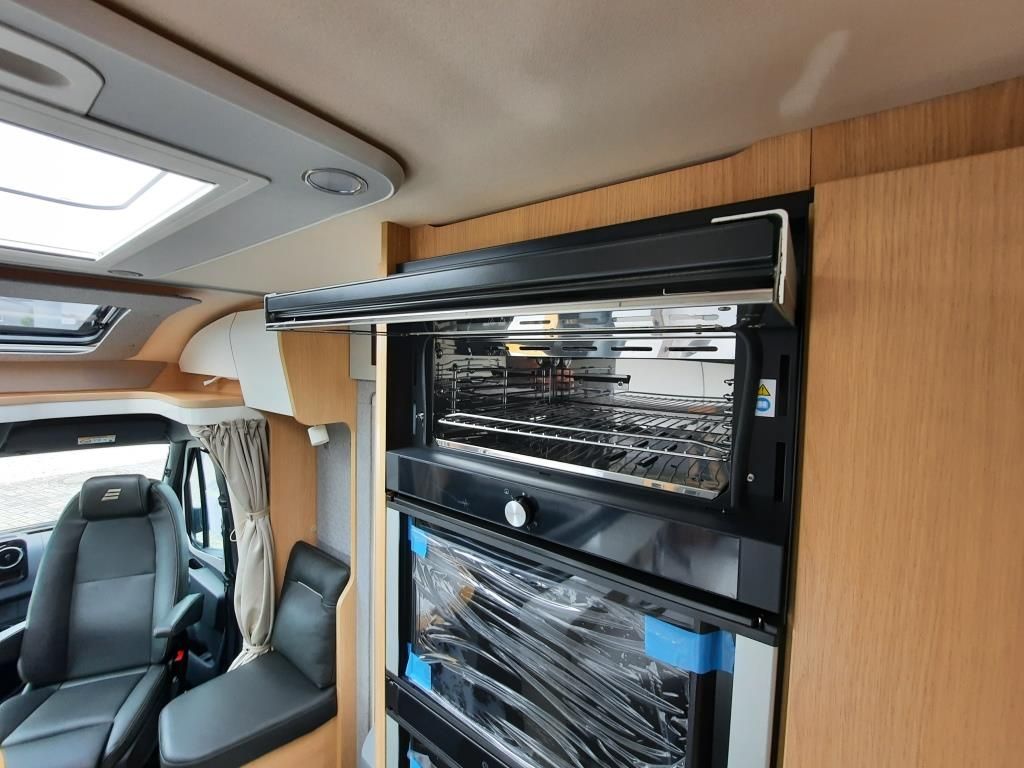 Fahrzeugabbildung HYMER / ERIBA / HYMERCAR B-Klasse ML T 780 BlackLine Verfüg./Autark/AHK/T