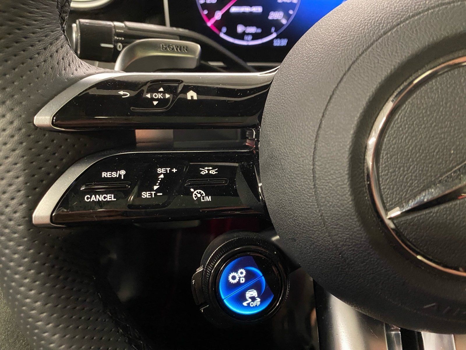 Fahrzeugabbildung Mercedes-Benz GLC 43 4M AMG Coupé*Distronic*Standheiz*AHK*Pano