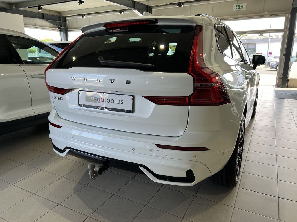 Volvo XC60 T6 R-Design Recharge AWD ACC AHK 360° LED