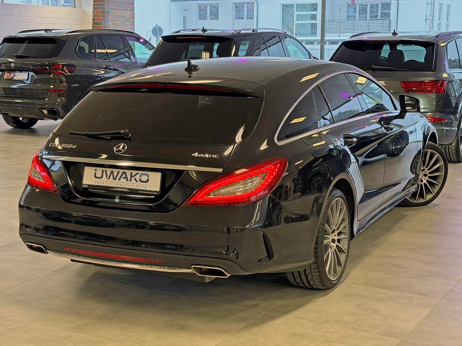 Fahrzeugabbildung Mercedes-Benz CLS 350d AMG/9G/4MATIC/DISTRO/PANO/360°/ILS/RCAM