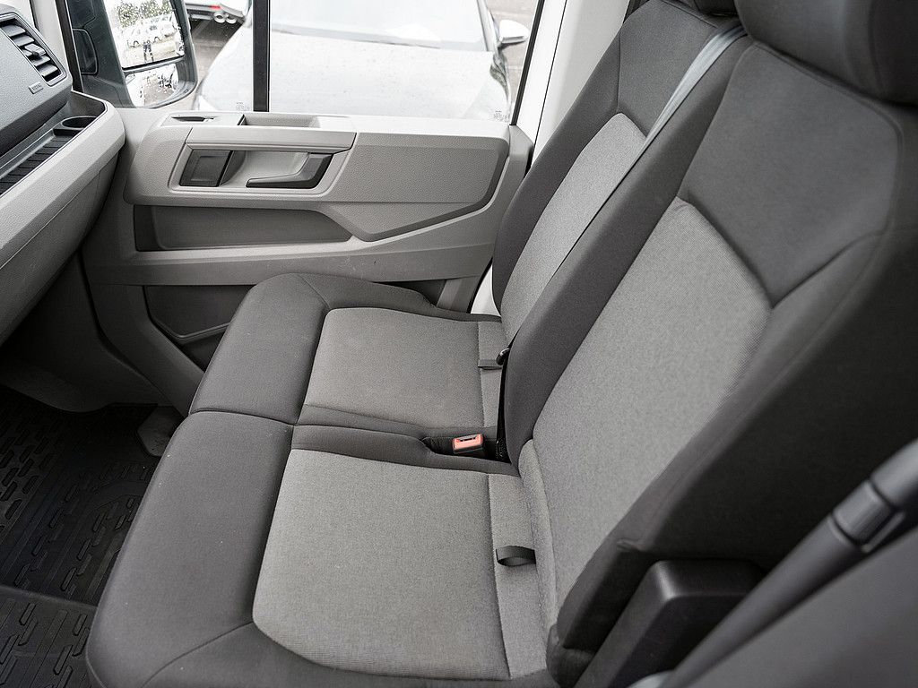 Fahrzeugabbildung Volkswagen Crafter 35 2.0 TDI Hoch Lang NAVI KAMERA APP-CON